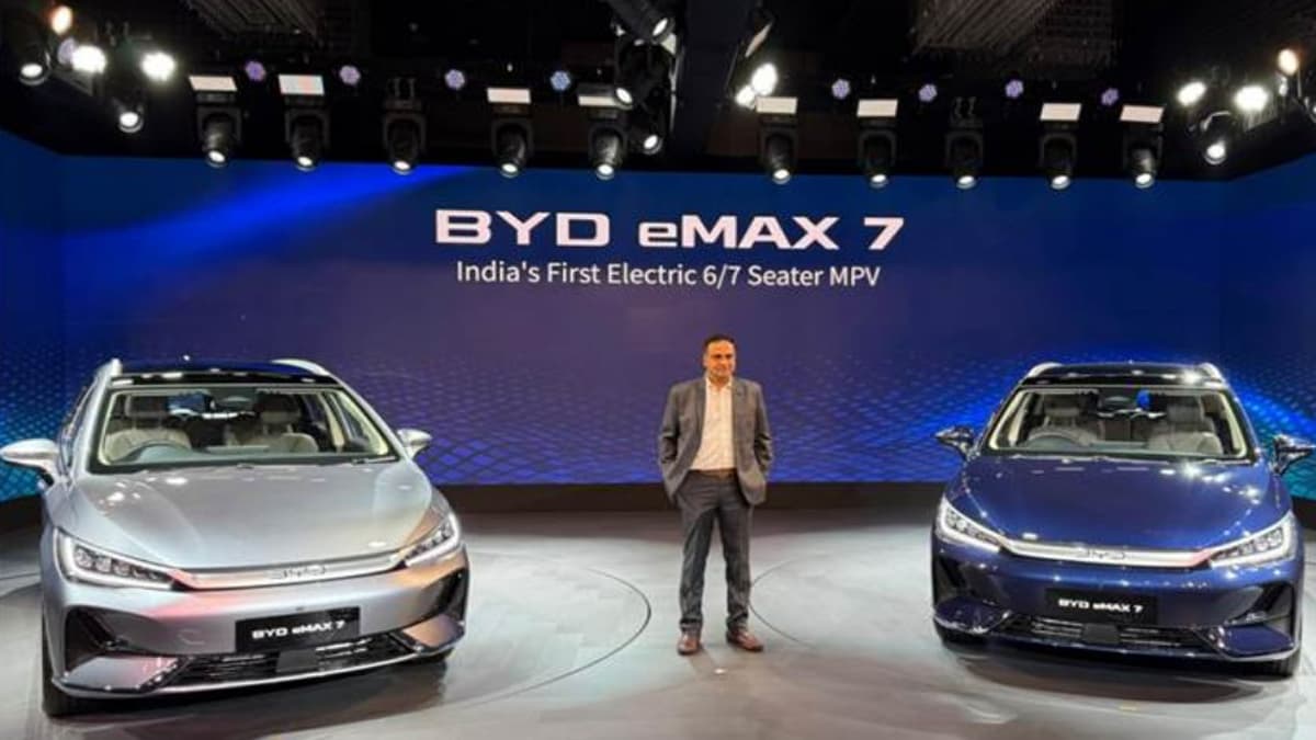 BYD eMAX 7: 530km की रेंज, भारत की पहली 7 सीटर इलेक्ट्रिक कार हुई लॉन्च