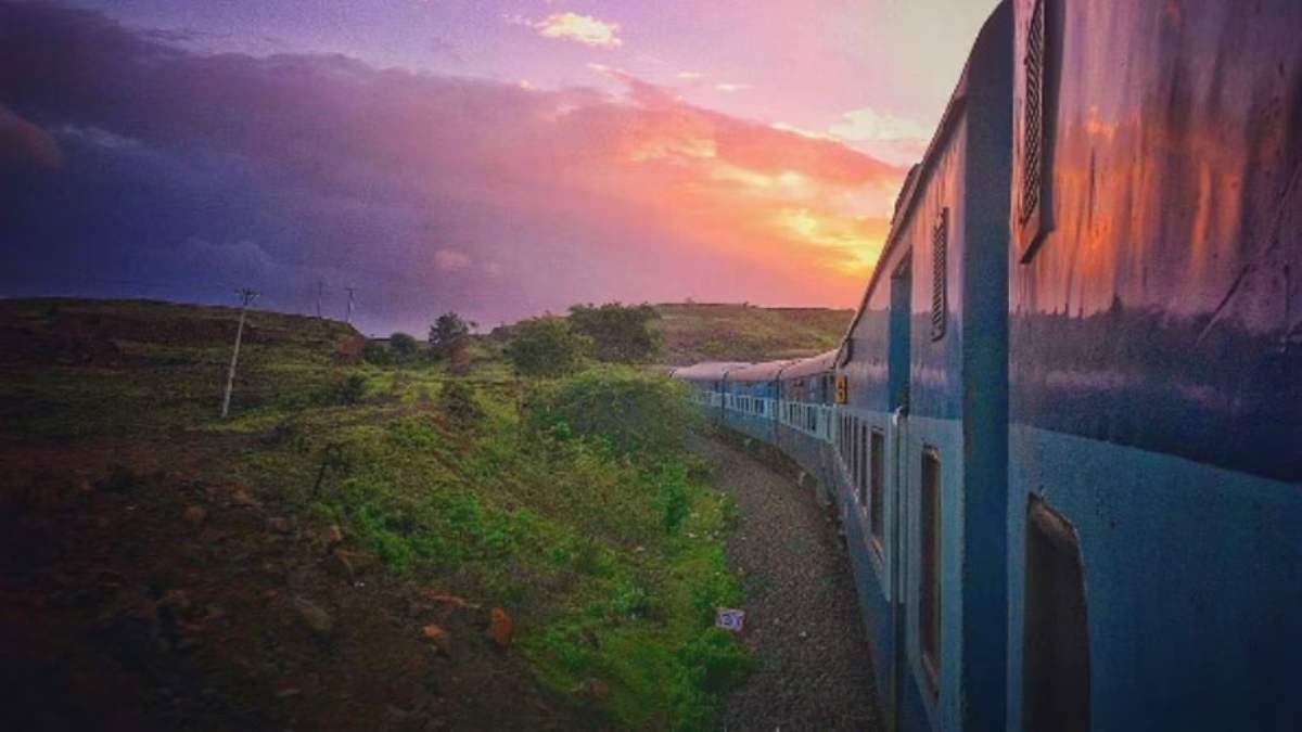 100 की रफ्तार से दौड़ी ट्रेन, विंडो से अचानक उछलकर गिरी बच्ची, फिर हुआ ये चमत्कार
