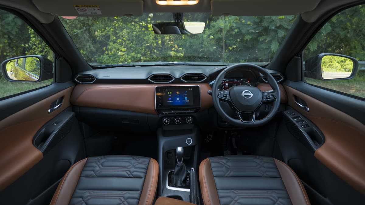 Nissan Magnite: 5.99 लाख इस SUV को 10000 से ज्यादा लोगों ने किया बुक, 20km का दे रही है माइलेज