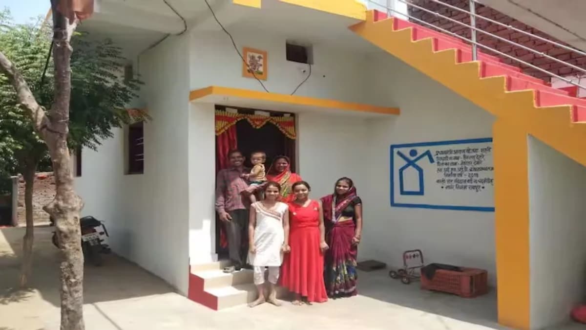 PM Awas Yojana: सस्ता घर पाने का मौका, ये कागजात जरूरी, दिवाली से पहले करें आवेदन