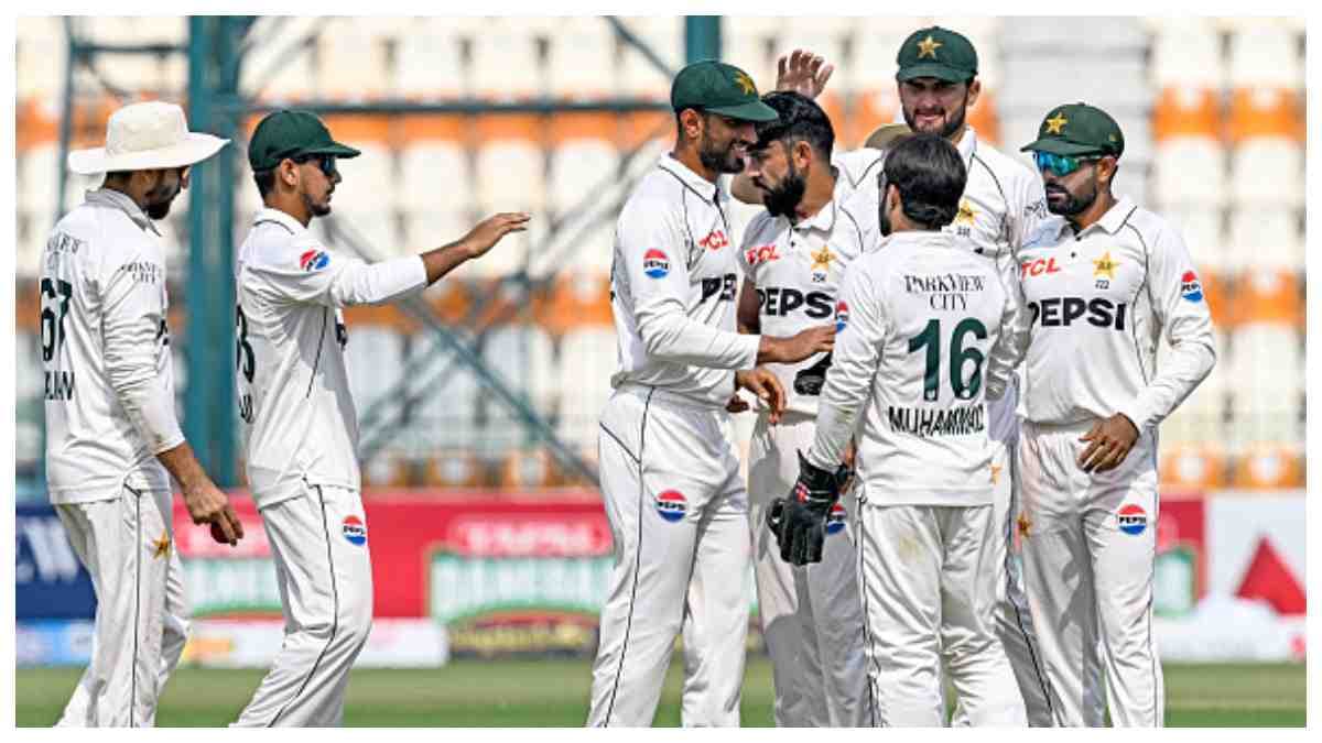 PAK vs ENG: इंग्लैंड के खिलाफ दूसरे और तीसरे टेस्ट के लिए पाकिस्तान टीम का ऐलान, बाबर आजम और नसीम शाह की छुट्टी