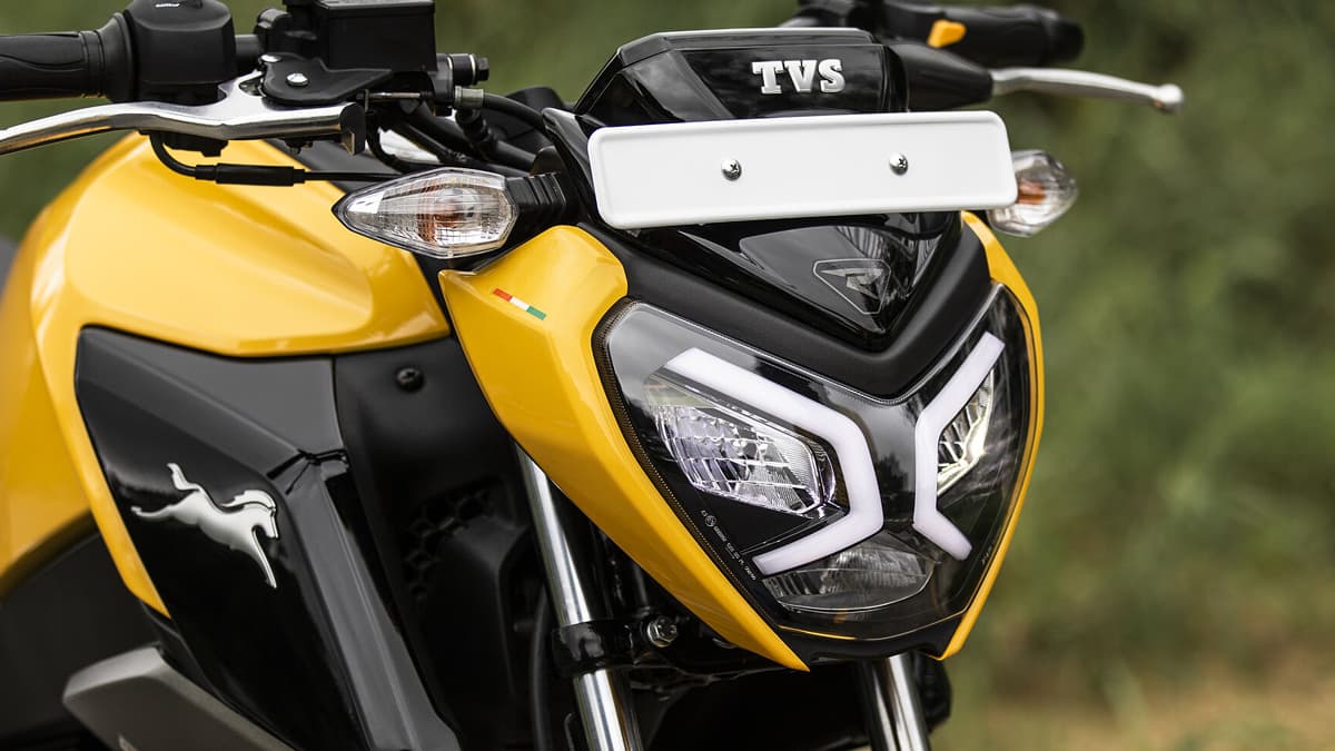 TVS Raider