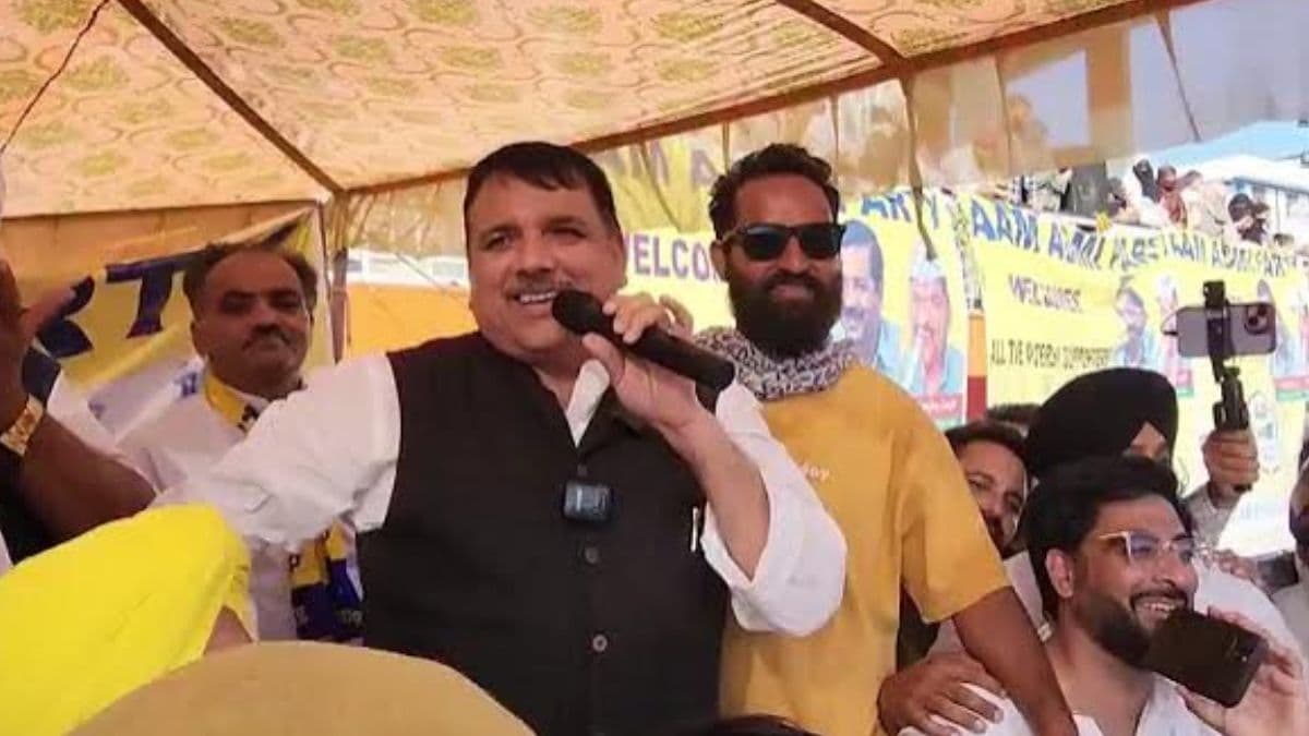 29,000 की संपत्ति..2 लाख का कर्ज! कौन हैं मेहराज मलिक, जिन्होंने जम्मू-कश्मीर में खोला AAP का खाता