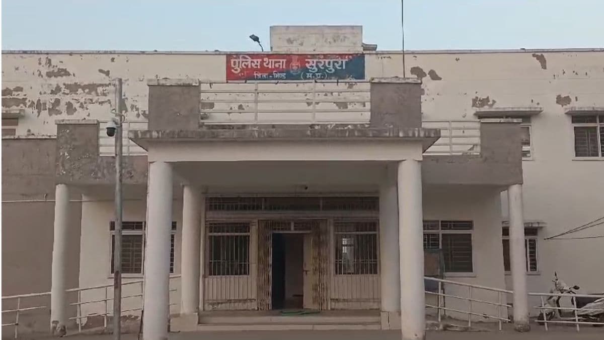 पति को भारी पड़ी करवा चौथ की शॉपिंग! प्रेमी के साथ बाजार से फरार हुई पत्नी
