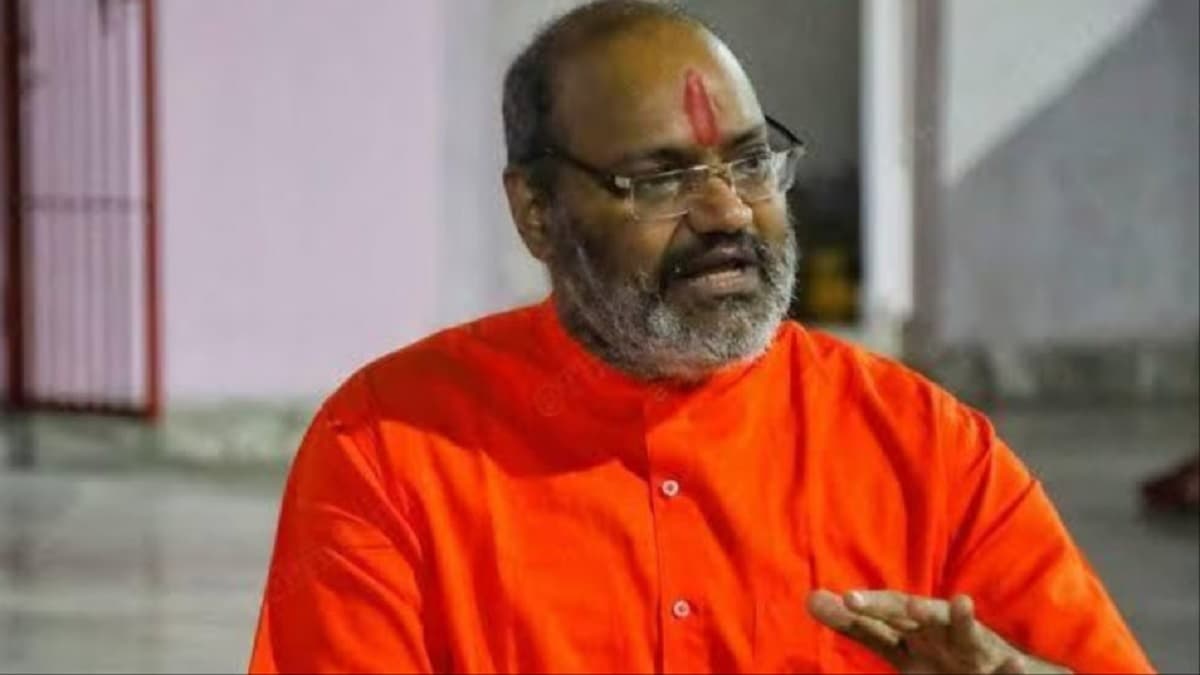 यति नरसिंहानंद कहां गायब? पैगंबर मोहम्मद पर महंत की टिप्पणी से देशभर में विवाद और प्रदर्शन