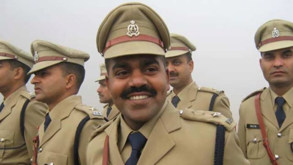 DSP Zia ul haq Murder Case: पत्नी ने राजा भैया के खिलाफ करवाई थी FIR, जिया के खुद बलीपुर गांव जाने की ये थी बड़ी वजह