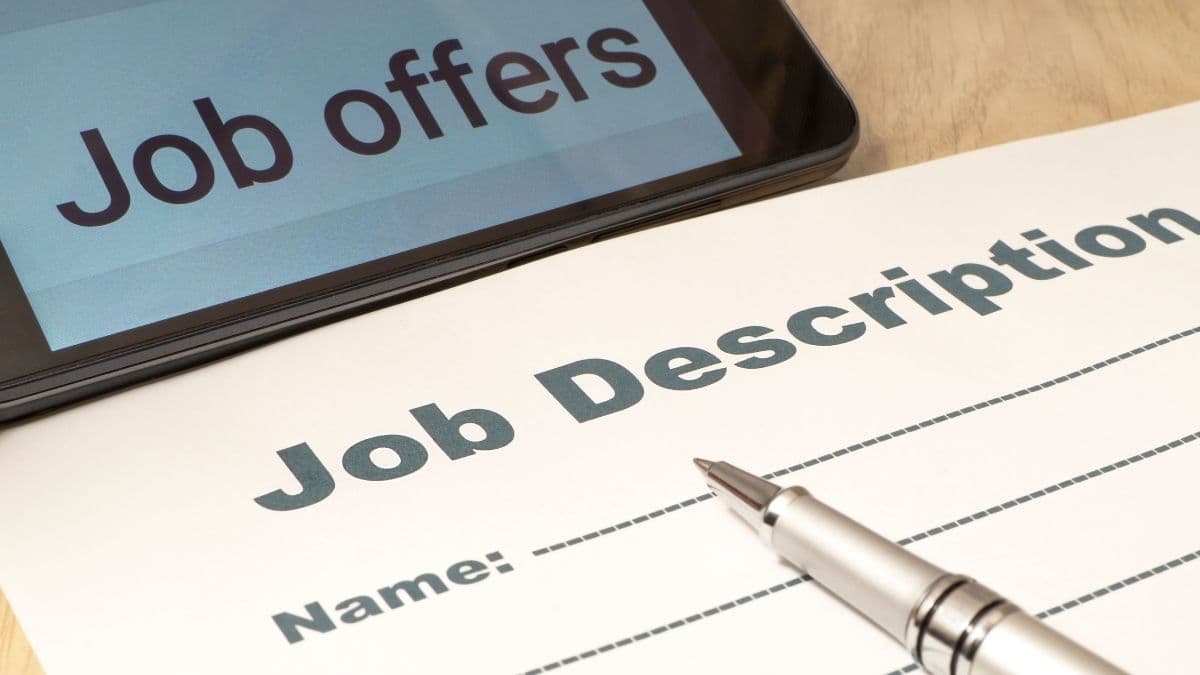 Jobs 2024: 10वीं और 12वीं पास के लिए बंपर वैकेंसी, 1500 से ज्यादा पोस्‍ट, जानें पूरी डीटेल