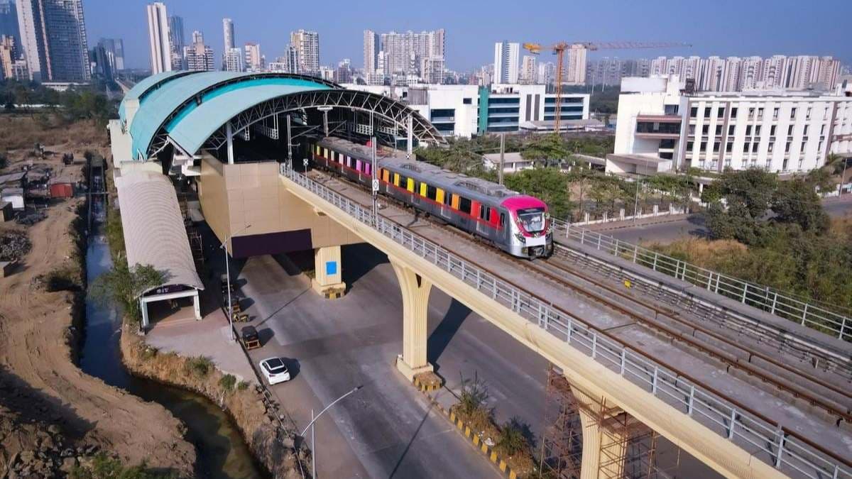 मेट्रो स्टेशन के टॉयलेट यूज करने पर भरवाई जा रही स्लिप, सोशल मीडिया पर पोस्ट वायरल
