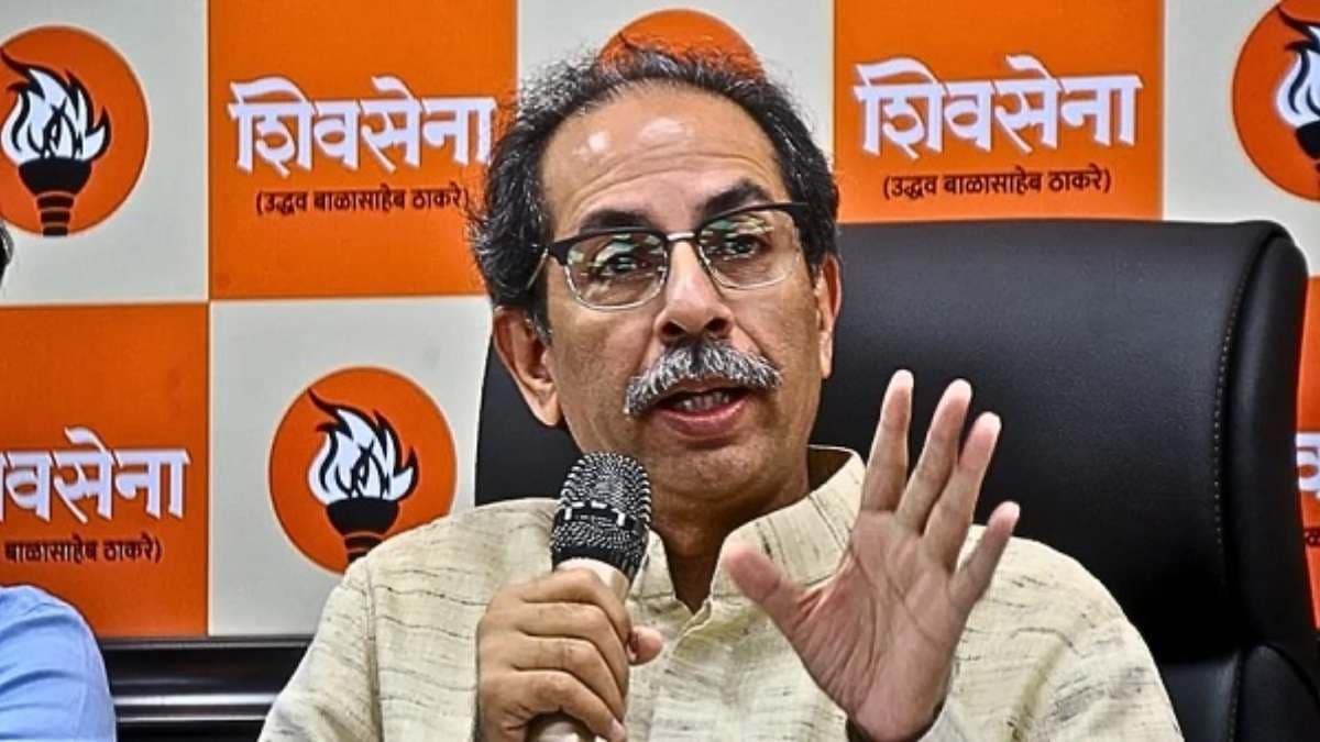 शिवसेना UBT 100 तो कांग्रेस 120 सीट पर लड़ेगी चुनाव! उद्धव ठाकरे गुट के नेता किशोर तिवारी ने दिया बड़ा बयान 