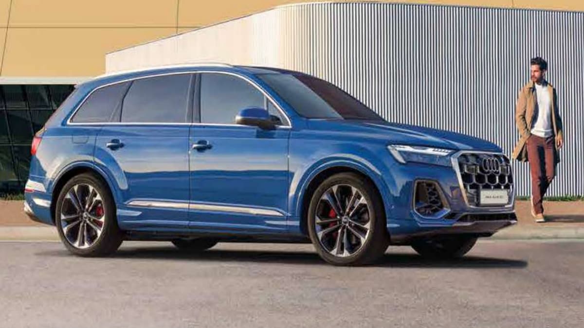 AUDI Q7 SIDE