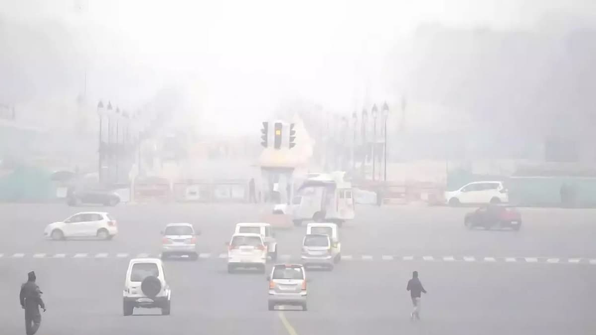 Delhi में स्कूल बंद और ग्रैप-3 लागू; 25 इलाकों में AQI 400 से ज्यादा, क्या खत्म होगा पॉल्यूशन?