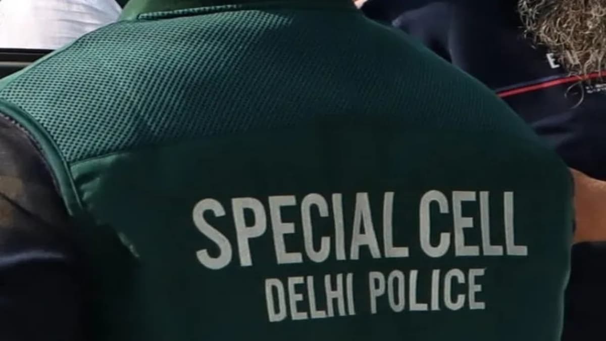 Delhi Police का आधी रात को 6 गैंगस्टरों के ठिकाने पर छापा, गुर्गों के खिलाफ कार्रवाई से हड़कंप