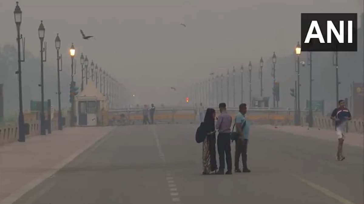 दिल्ली में घुटने लगा दम! इन 12 इलाकों में 400 पार AQI, जानें इस हफ्ते कैसे रहेंगे हालात?