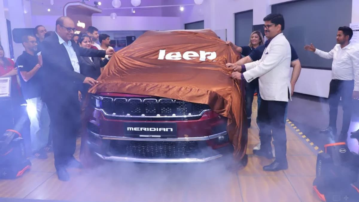 Jeep ने दिया 12 लाख का डिस्काउंट, स्टॉक खत्म होने से पहले उठा लो फायदा
