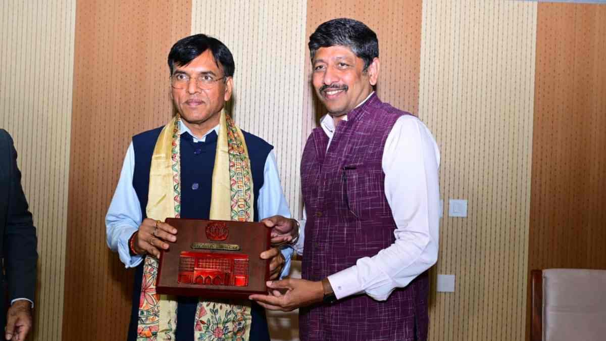 बिहार के खेल विकास की मनसुख मांडविया ने की जमकर तारीफ, बोले- प्रदेश में प्रतिभा की कोई कमी नहीं