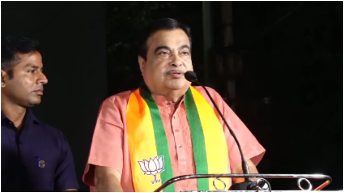 सड़क पर गड्ढे पड़े तो ठेकेदार की पीठ पर उतने ही गड्ढे पड़ेंगे; महाराष्ट्र में बोले गडकरी