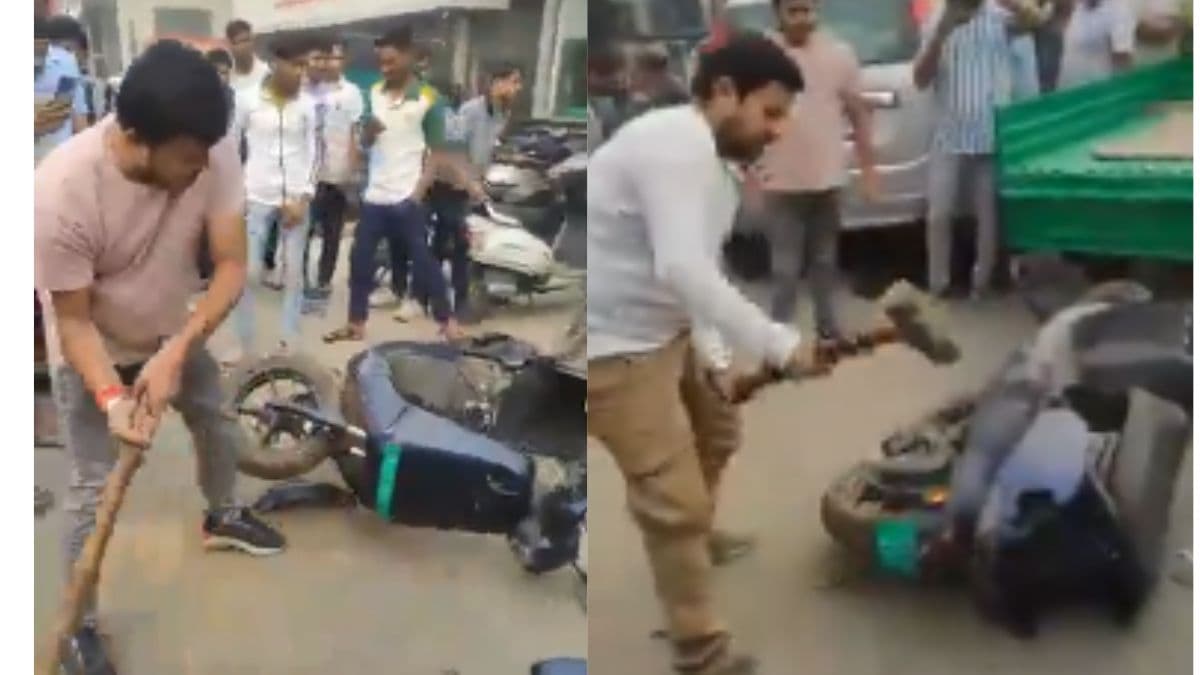 Watch Video: हथौड़े से मार-मारकर OLA स्कूटर की बजाई बैंड, वीडियो हो रहा वायरल