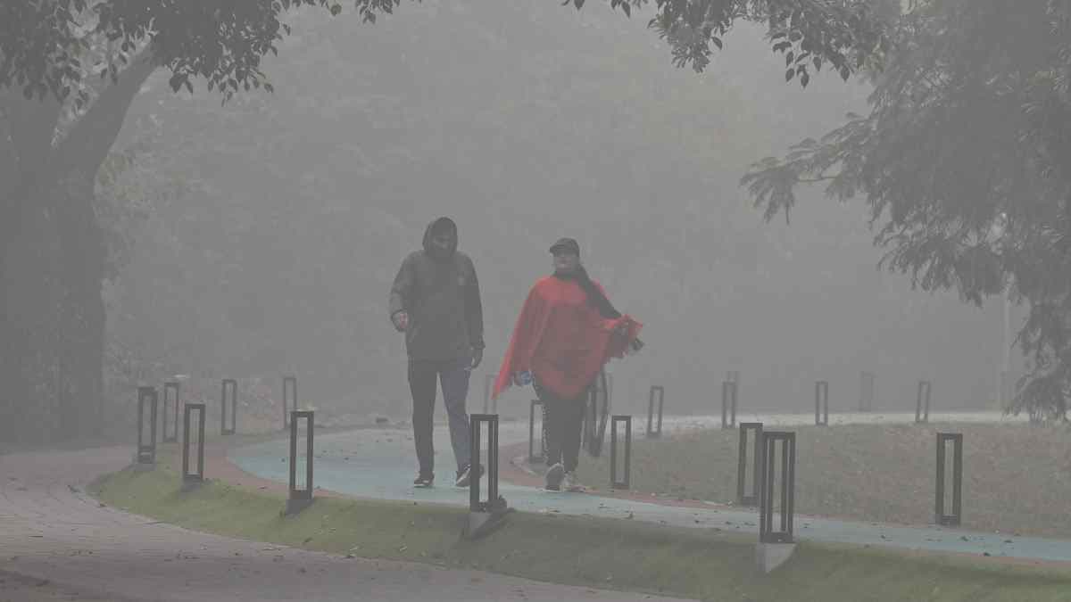 पाकिस्तान में ब‍िगड़े हालात, 189 गुणा प्रदूषित हो चुकी हवा, स्कूल-कॉलेज बंद