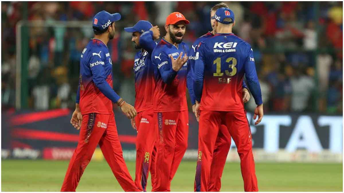 ऑक्शन से 19 घंटे पहले RCB के पूर्व खिलाड़ी ने मचाया हाहाकार, करोड़ों रुपये का ठोक दिया दावा