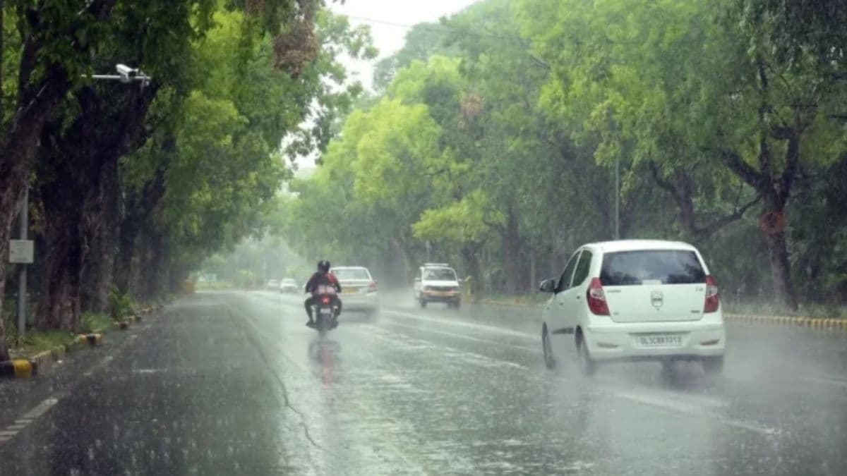 UP Weather Update: यूपी में कब सताएगी ठंड? 5 दिन बारिश का अलर्ट, पढ़िए IMD का अपडेट