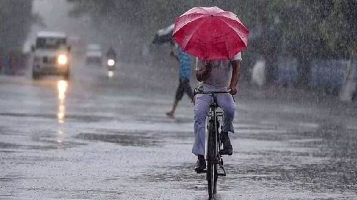 UP Weather: यूपी में बारिश से बदलेगा मौसम! कई जिलों में गुलाबी ठंड, पढ़िए अपडेट