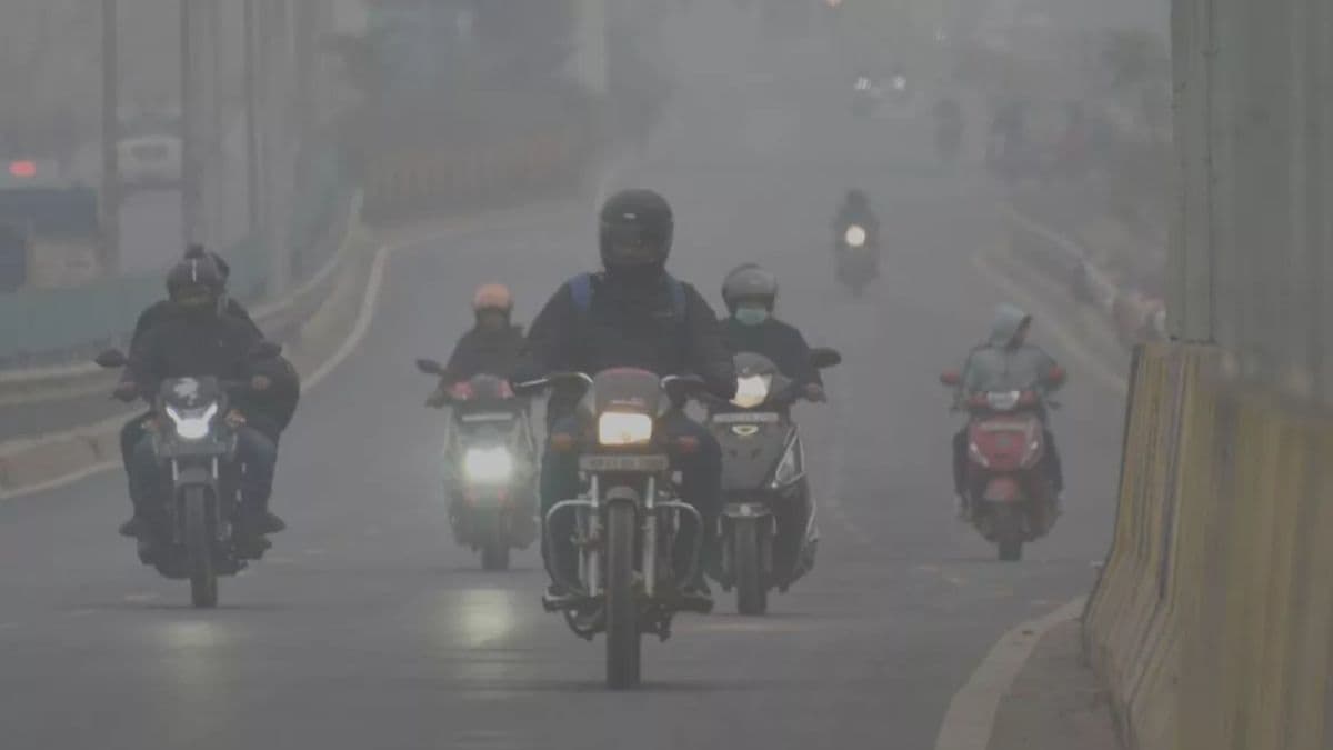 Bihar Weather: सर्दी के कपड़े निकालने का आ गया समय! बिहार में आने वाली है कड़ाके की ठंड, पढ़ें वेदर अपडेट