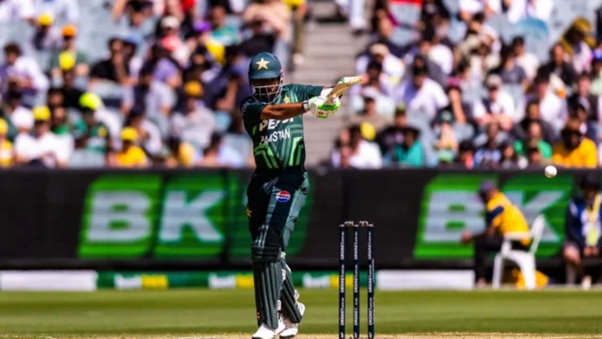 Babar Azam ने किया किंग कोहली के महारिकॉर्ड को ध्वस्त, खतरे में रोहित शर्मा की बादशाहत
