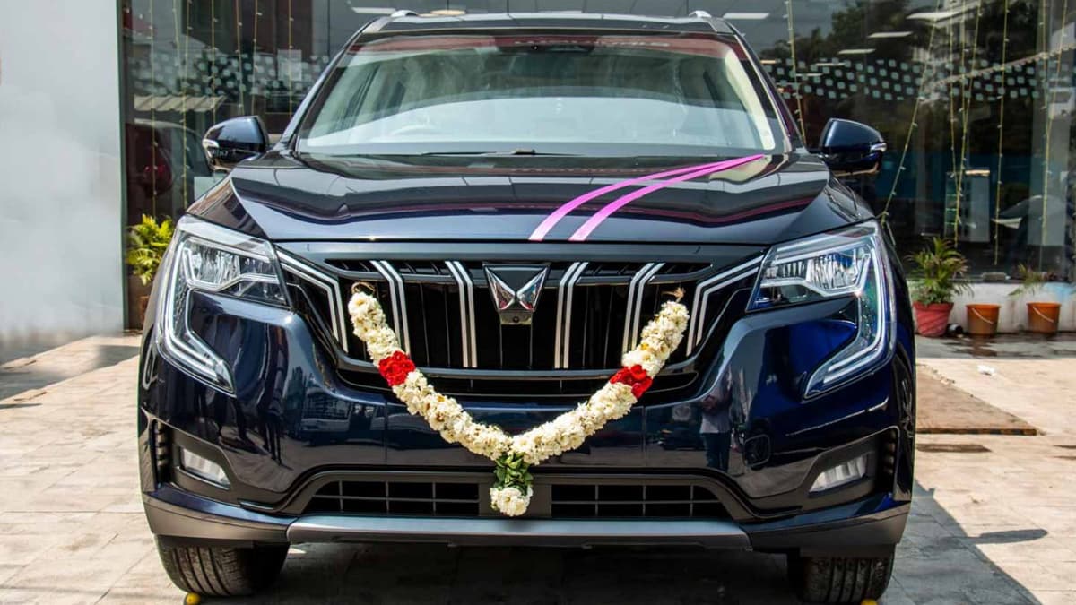 Mahindra SUV 700 को खरीदना हुआ अब महंगा! अब चुकानी होगी इतनी कीमत