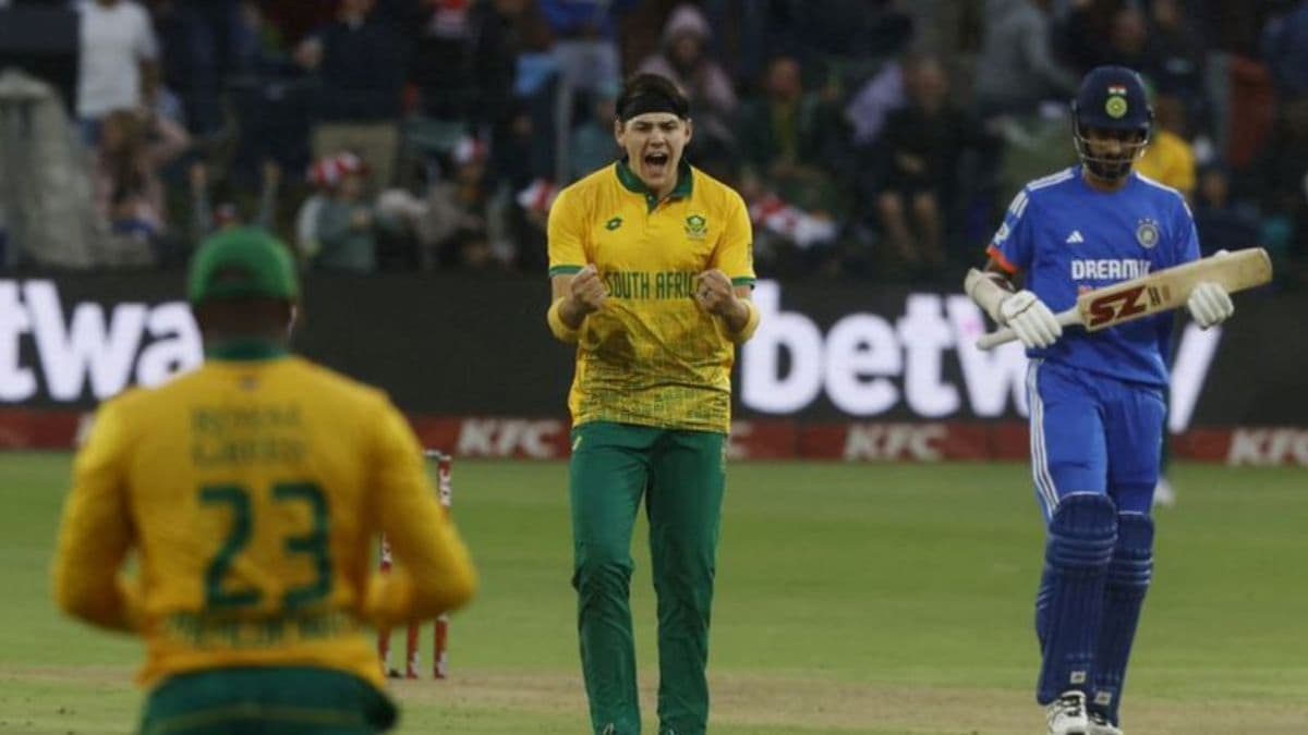 इस खिलाड़ी पर गिरी ICC की गाज, SA vs IND टी20 सीरीज में की थी अंपायर से बदतमीजी