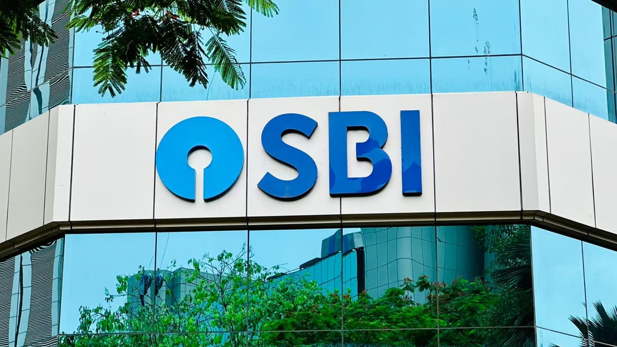 SBI ने किया बड़ा ऐलान, अगले 2 साल में बैंक 40 लाख घरों को सौर ऊर्जा से करेगा रोशन