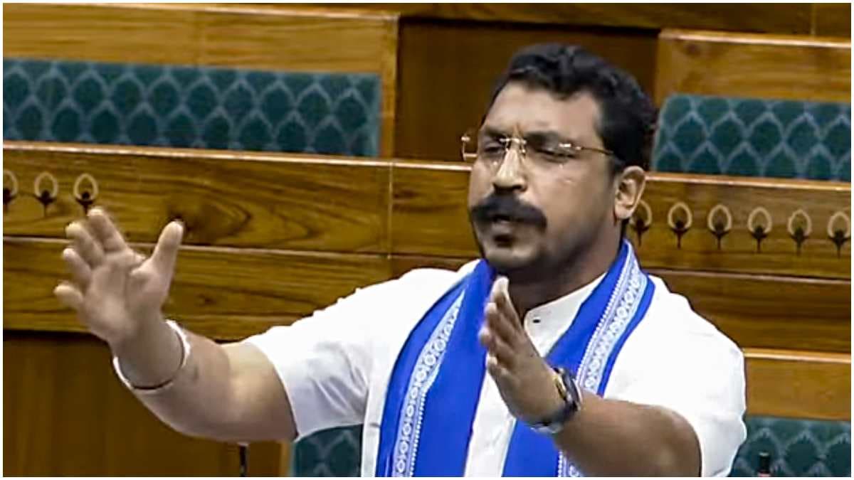 Video: 'बाहर दंगल चल रहा था', सांसद चंद्रशेखर आजाद ने धक्कामुक्की मामले पर किया रिएक्ट