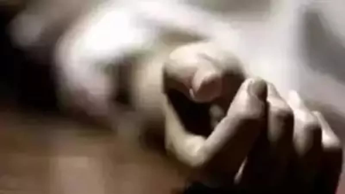 चेन्नई में मां ने दो बेटों का गला रेत सुसाइड की कोशिश की, डेढ़ साल के बच्चे की मौत