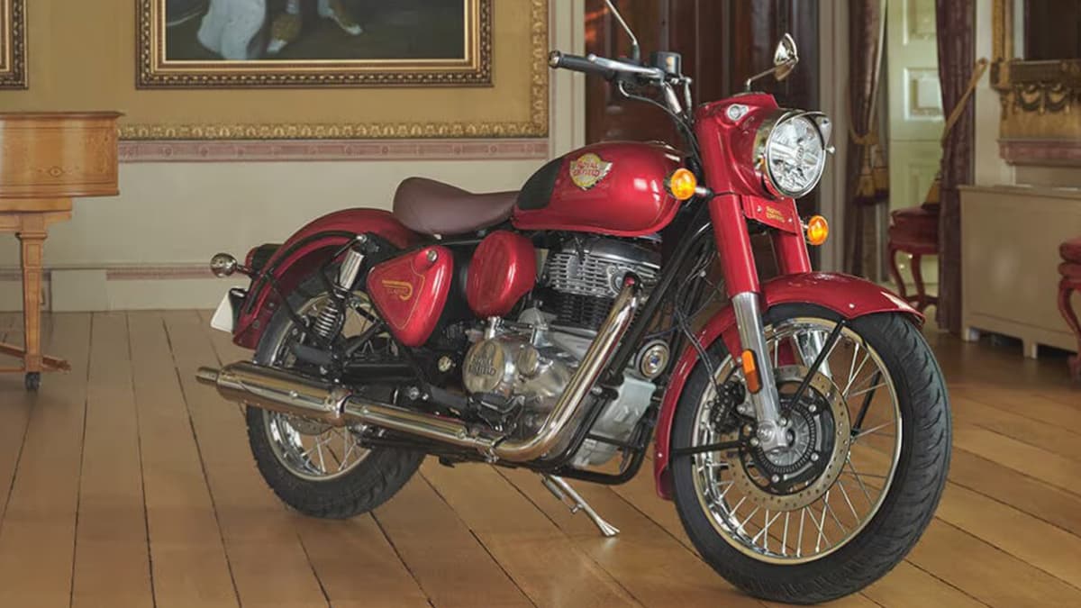 Royal Enfield की ये बाइक बनी ग्राहकों की पहली पसंद, 30 दिन में बिकी इतनी यूनिट्स