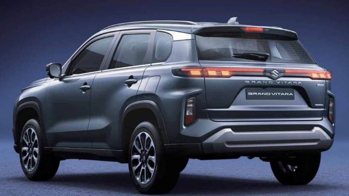 Maruti Suzuki ला रही है नई 7 सीटर कार! टेस्टिंग के दौरान पहली बार आई नजर