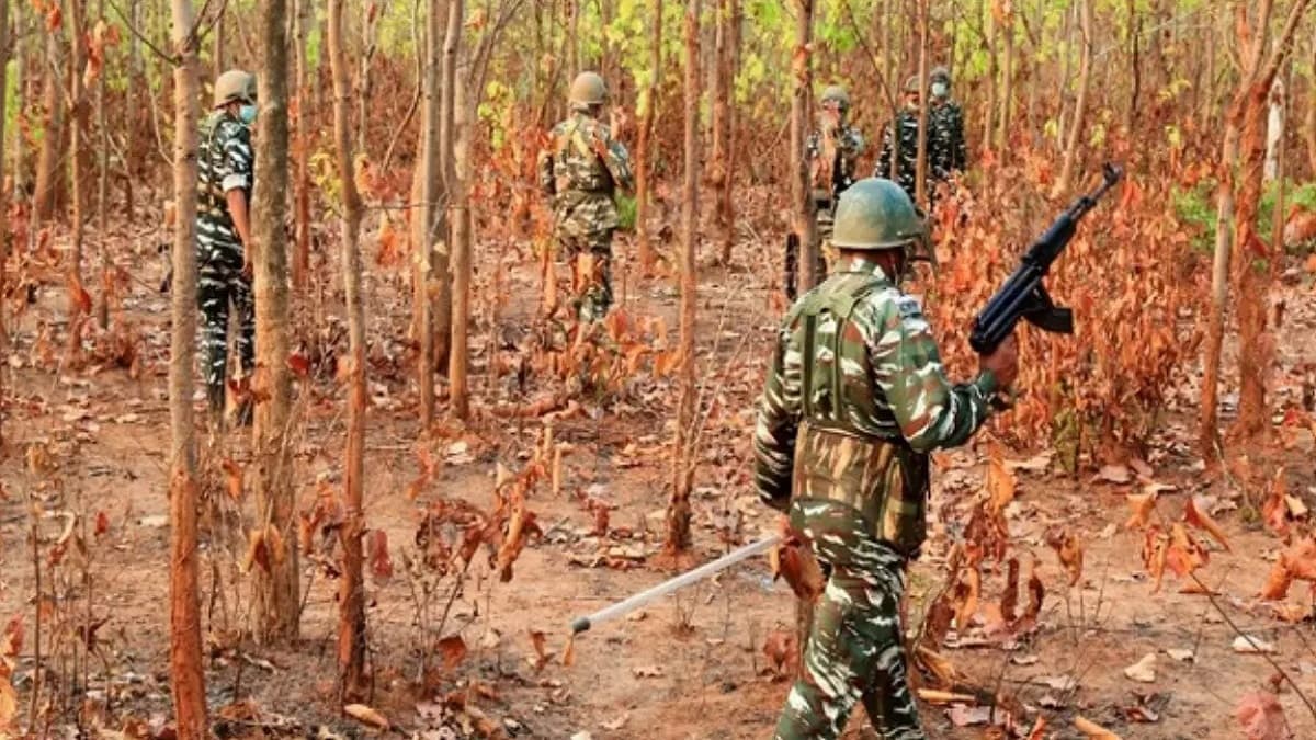 बीजापुर एनकाउंटर में 7 नक्सली ढेर, माओवादी विरोधी दस्ते के साथ मुलुग में भीषण मुठभेड़