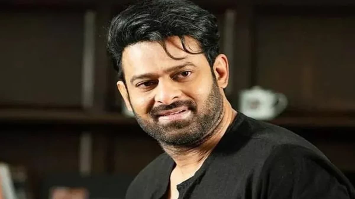 Prabhas के साथ हादसा, शूटिंग करते वक्त लगी चोट, फैंस से क्यों मांगी माफी?