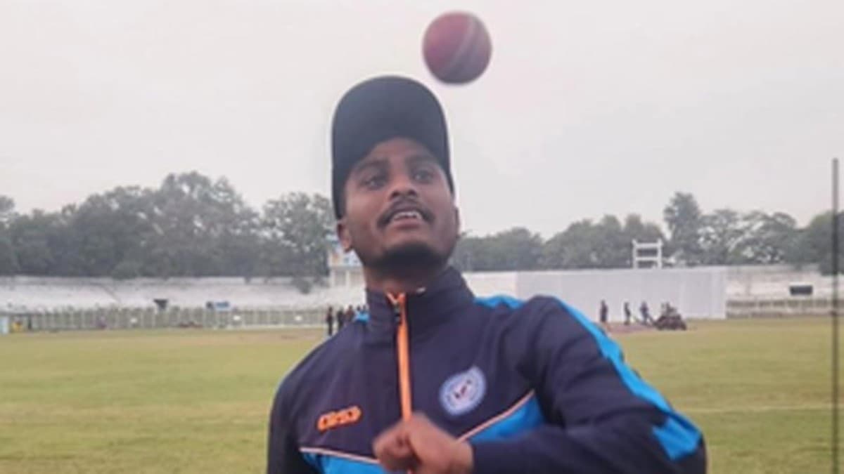 कौन हैं बिहार के सुमन कुमार, जिन्होंने पारी के सभी 10 विकेट झटककर रचा इतिहास