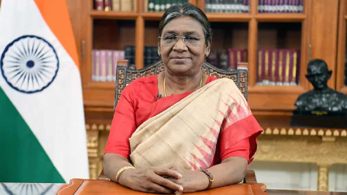'देश को एकता के पथ पर ले जाएं...', राष्ट्रपति द्रौपदी मुर्मू ने नववर्ष की पूर्व संध्या पर देशवासियों को दी बधाई