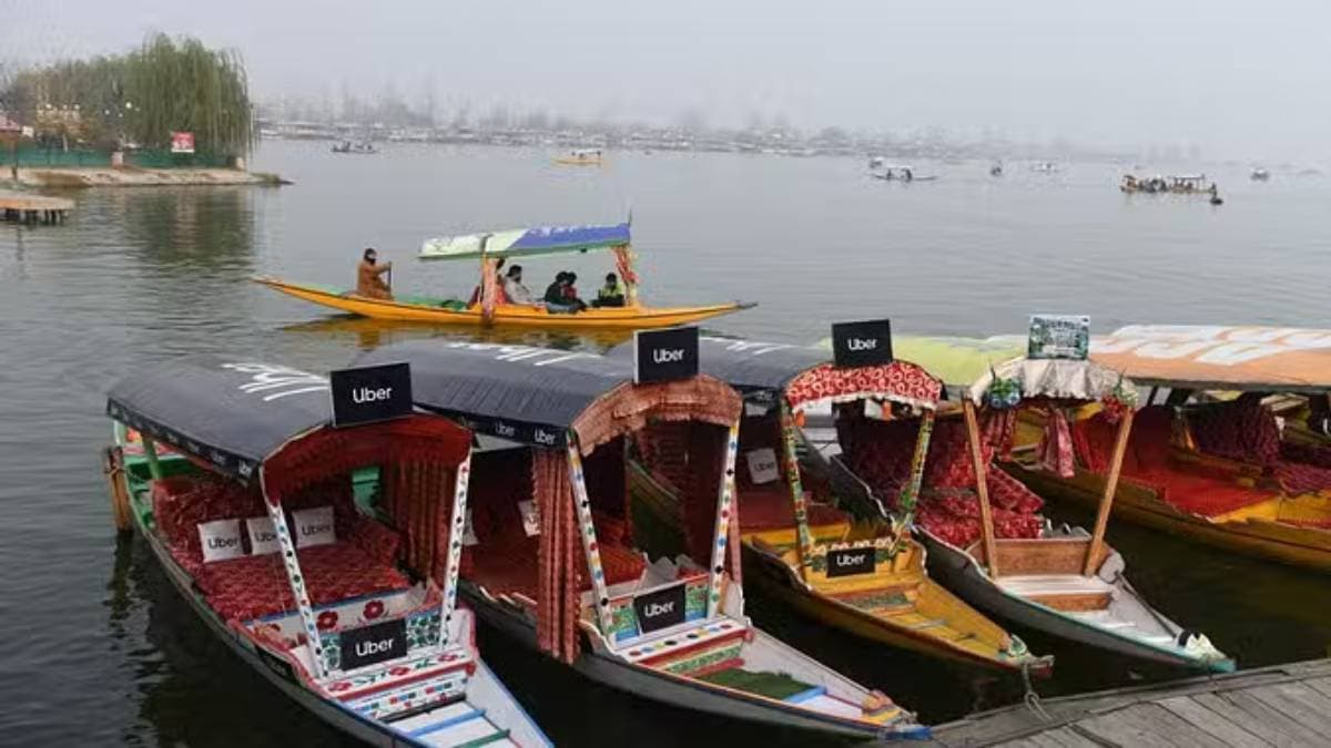 क्या है Uber Shikara? श्रीनगर के डल झील में उबर ने शुरू की अपनी पहली जल परिवहन सेवा