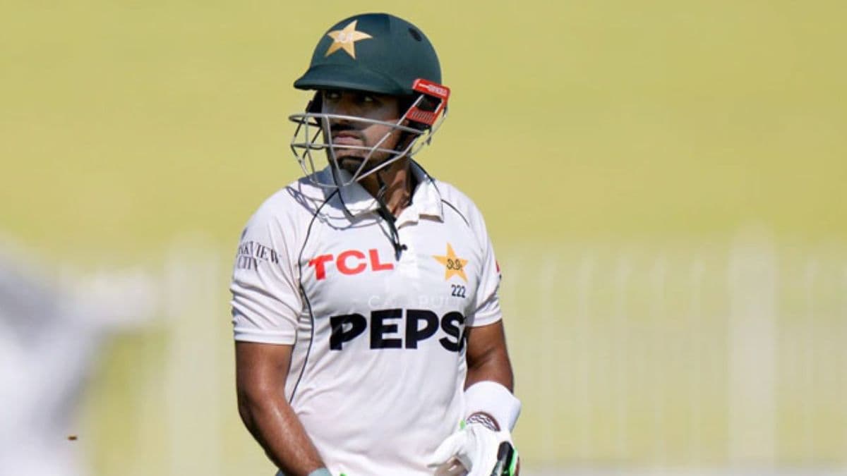 SA vs PAK: सिर्फ 4 रन बनाकर भी बाबर आजम ने रच डाला इतिहास, कोहली-रोहित के स्पेशल क्लब में हुई एंट्री