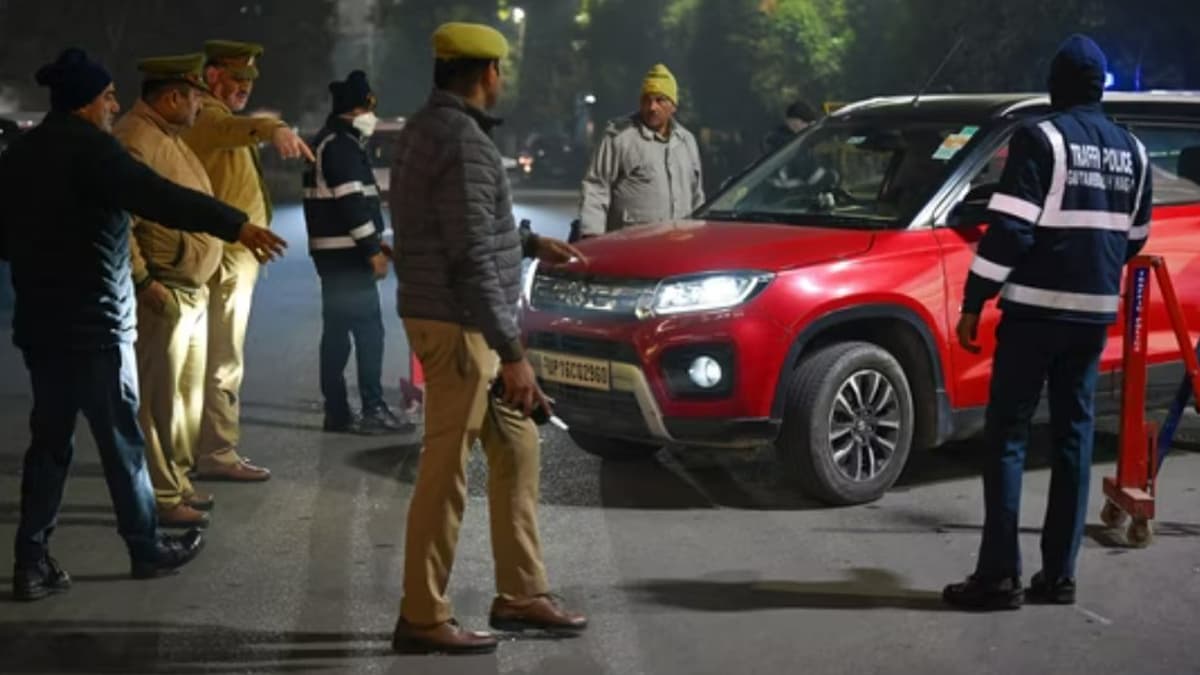 नए साल के जश्न में गाड़ी चलाते समय ना करना ये गलतियां, वरना कटेगा तगड़ा चालान