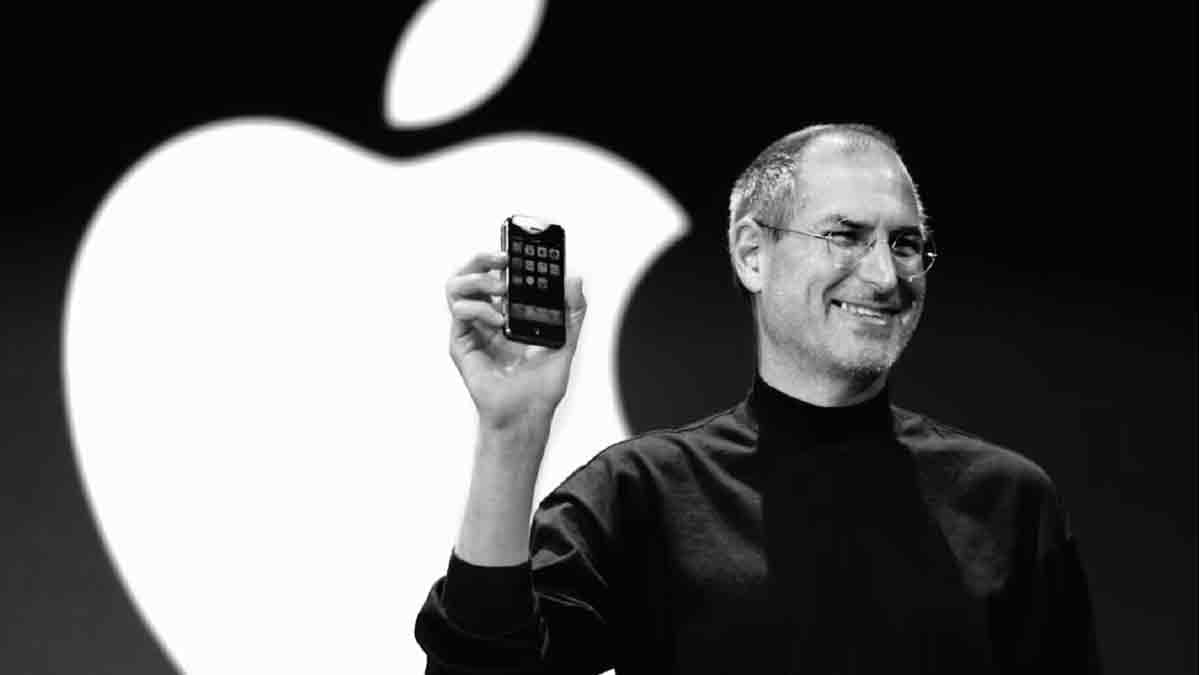 Apple जैसी कंपनी खड़ी करने वाले स्टीव जॉब्स की प्रेरणा थे हिंदू गुरु, सामने आया कनेक्शन