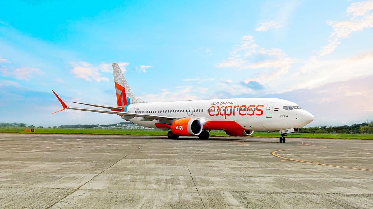 Air India Express: फ्लाइट में अब लेकर जा सकते हैं ज्यादा सामान, रूट्स पर बढ़ाई गई बैगेज की लिमिट
