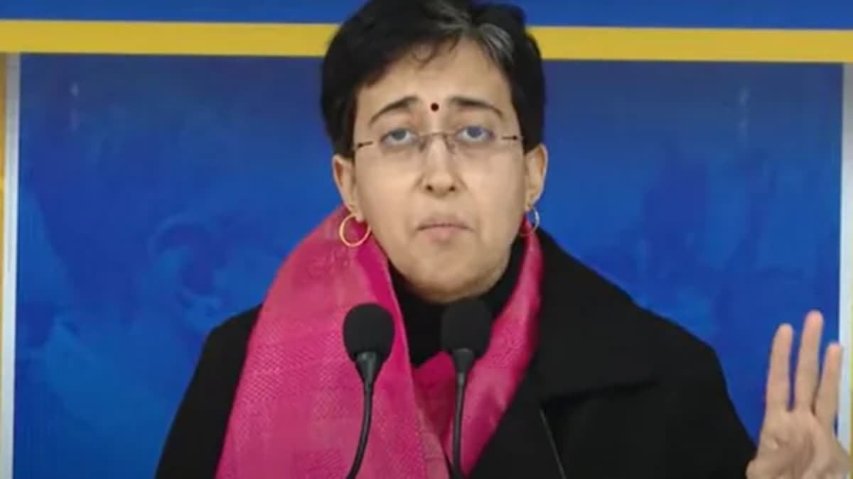 'दिल्ली विधानसभा से AAP विधायक क्यों हुए निलंबित?' पूर्व CM आतिशी बोलीं- राष्ट्रपति को लिखा पत्र