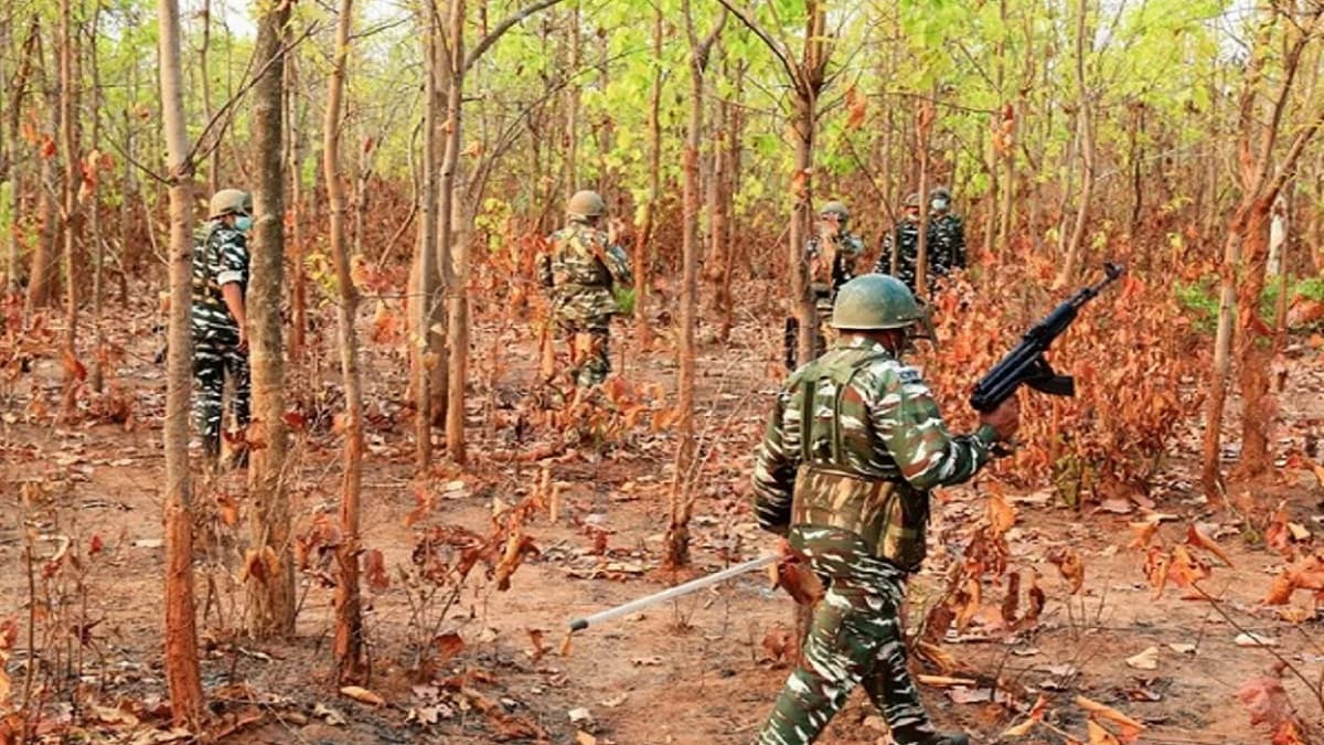 4 नक्सली ढेर, एक जवान बलिदान; छत्तीसगढ़ के बस्तर में हुई नक्सलियों से मुठभेड़