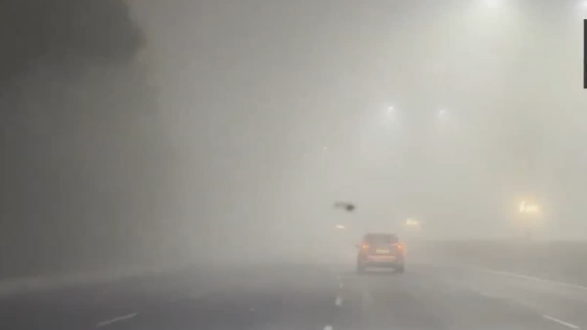 दिल्ली-NCR में भयंकर कोहरा, 0 विजिबिलिटी और कोल्ड वेव; जानें आज 10 इलाकों में तापमान कितना?