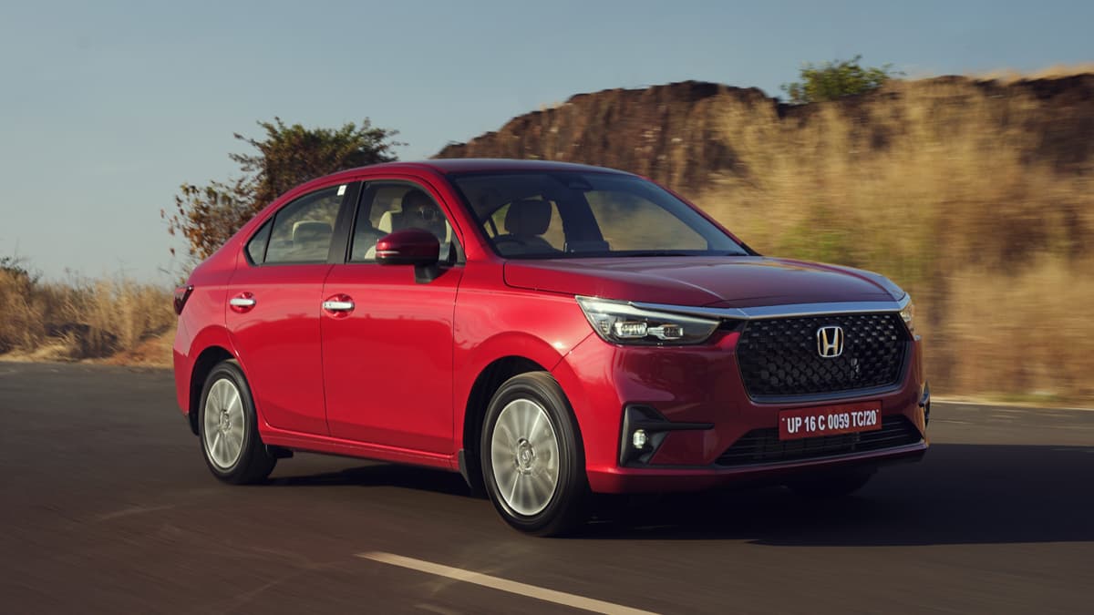 Honda Amaze हुई 30000 रुपये महंगी, खरीदने से पहले जानें नई कीमत