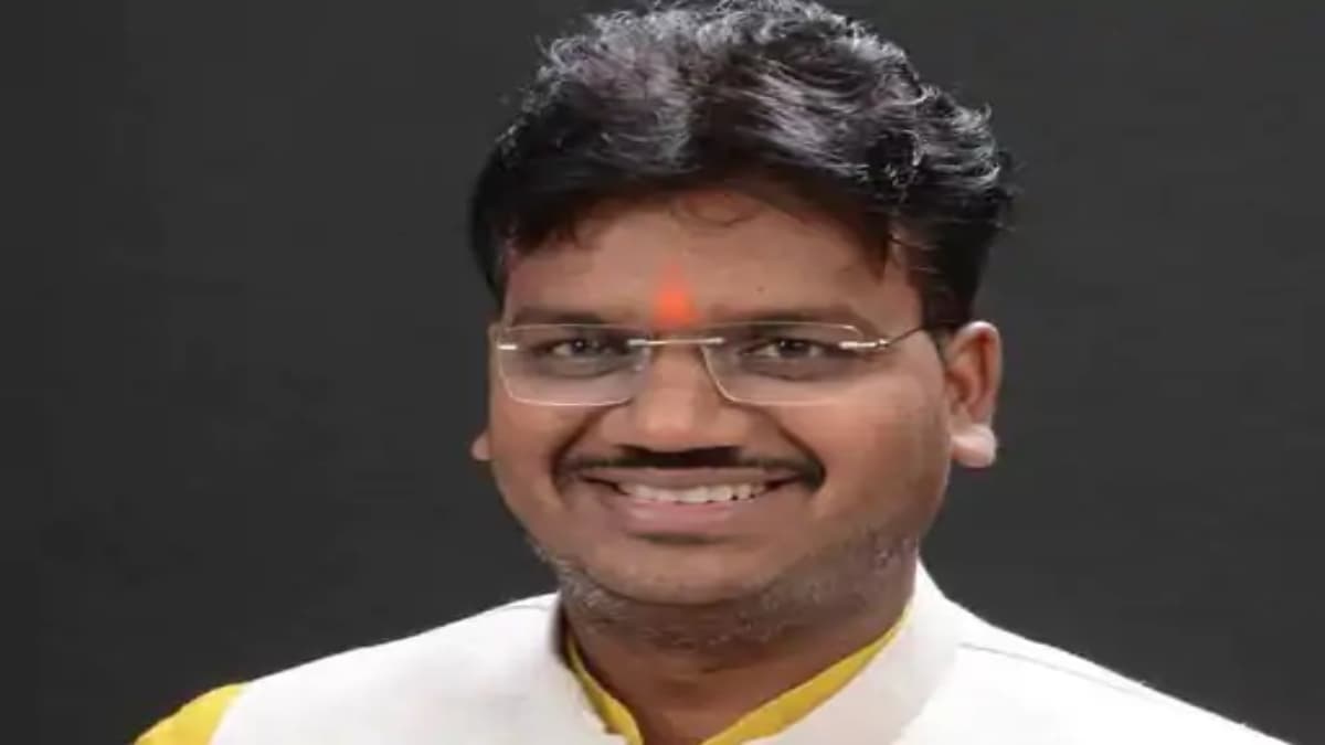 मिल्कीपुर उपचुनाव के लिए BJP प्रत्याशी का ऐलान, जानें कौन हैं चंद्रभान पासवान