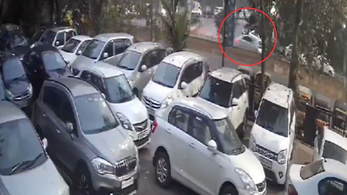Mumbai News: कार की टक्कर से दो लड़कियों की मौत, वीडियो देख सहम जाएगा दिल