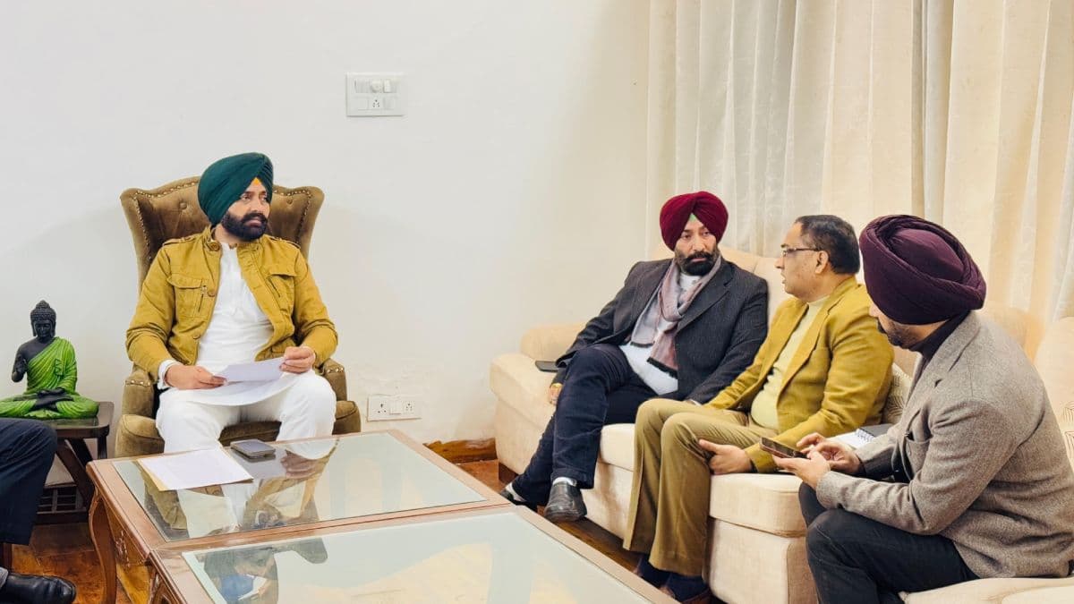 पंजाब रोडवेज के बेड़े में शामिल होंगी नई बसें, कम बसों वाले रूट पर चलाई जाएंगी; ट्रांसपोर्ट मंत्री लालजीत भुल्लर का आदेश